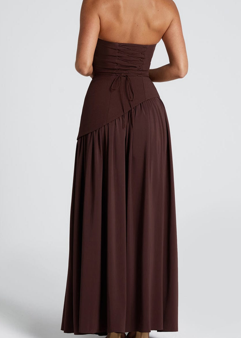 לינה | שמלת מקסי ללא רצועות עם חריץ גבוה